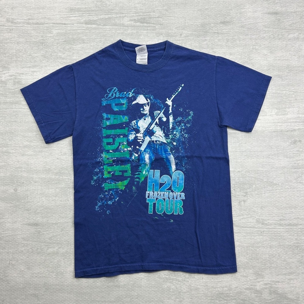 2010 Brad Paisley Shirt Size Small Purple H2O Frozen Over Tour Concert Band